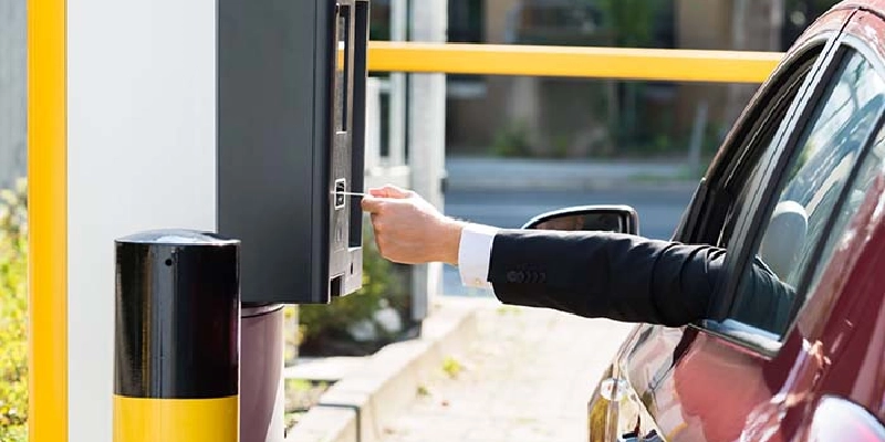 Sistema de control de acceso vehicular